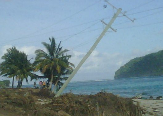 Tsunami and earthquake between Samoa and Indonesia